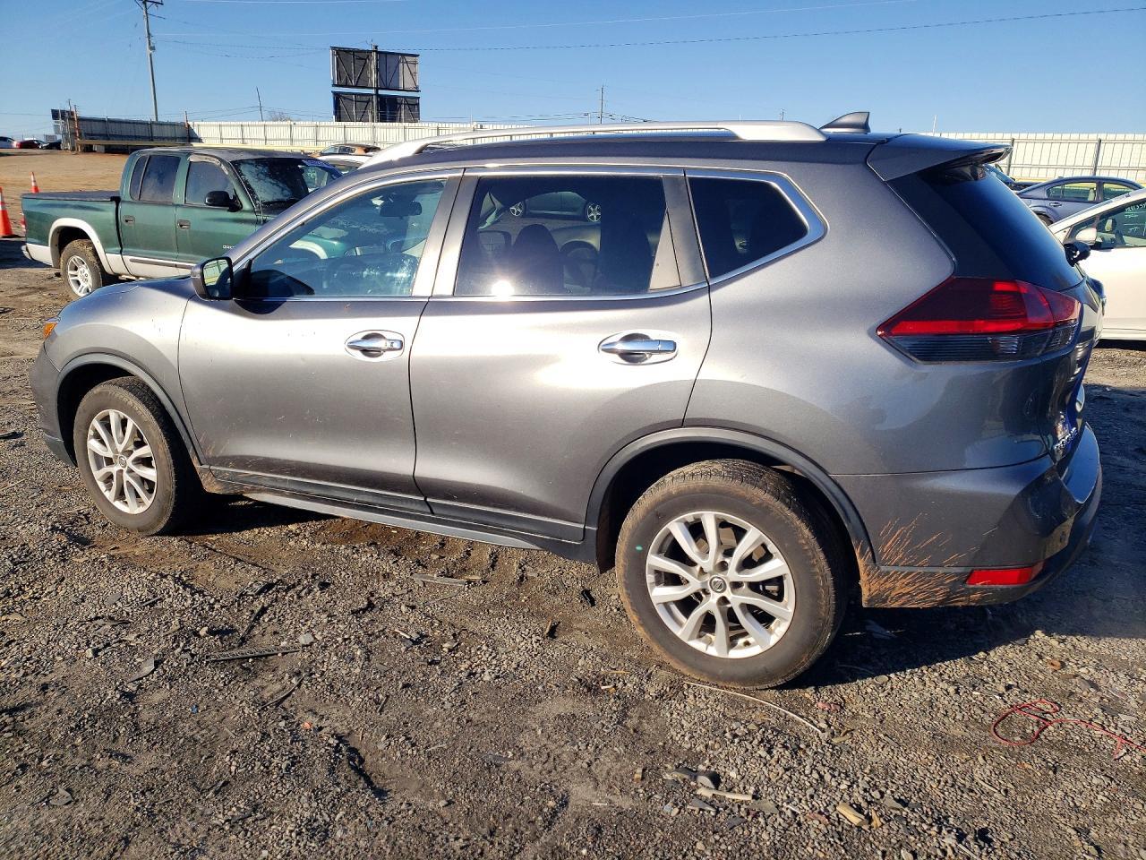 2020 Nissan Rogue Sv - zdjęcie 2