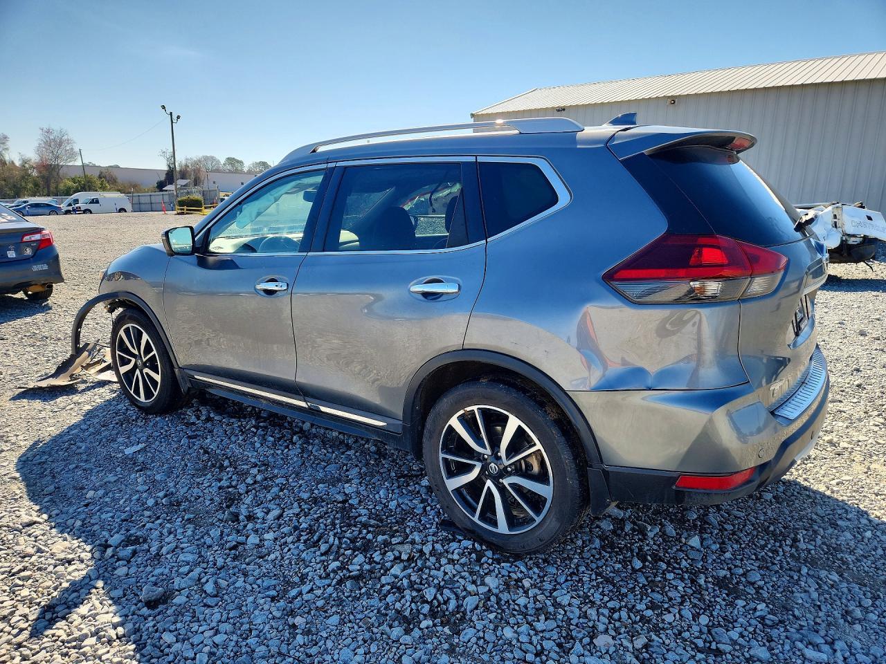 2020 Nissan Rogue Sl - zdjęcie 2