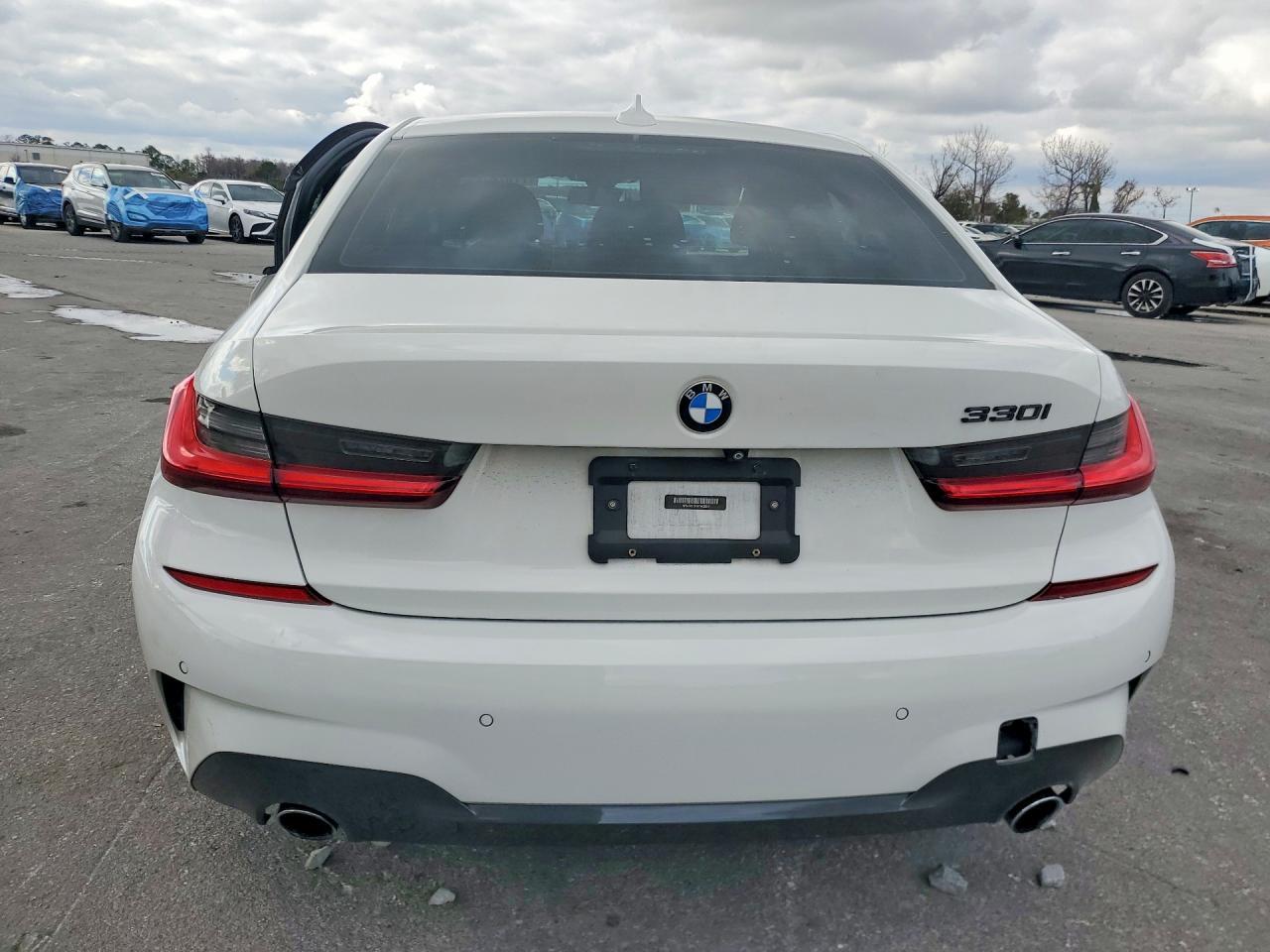 2019 BMW Motorrad 330I - zdjęcie 6