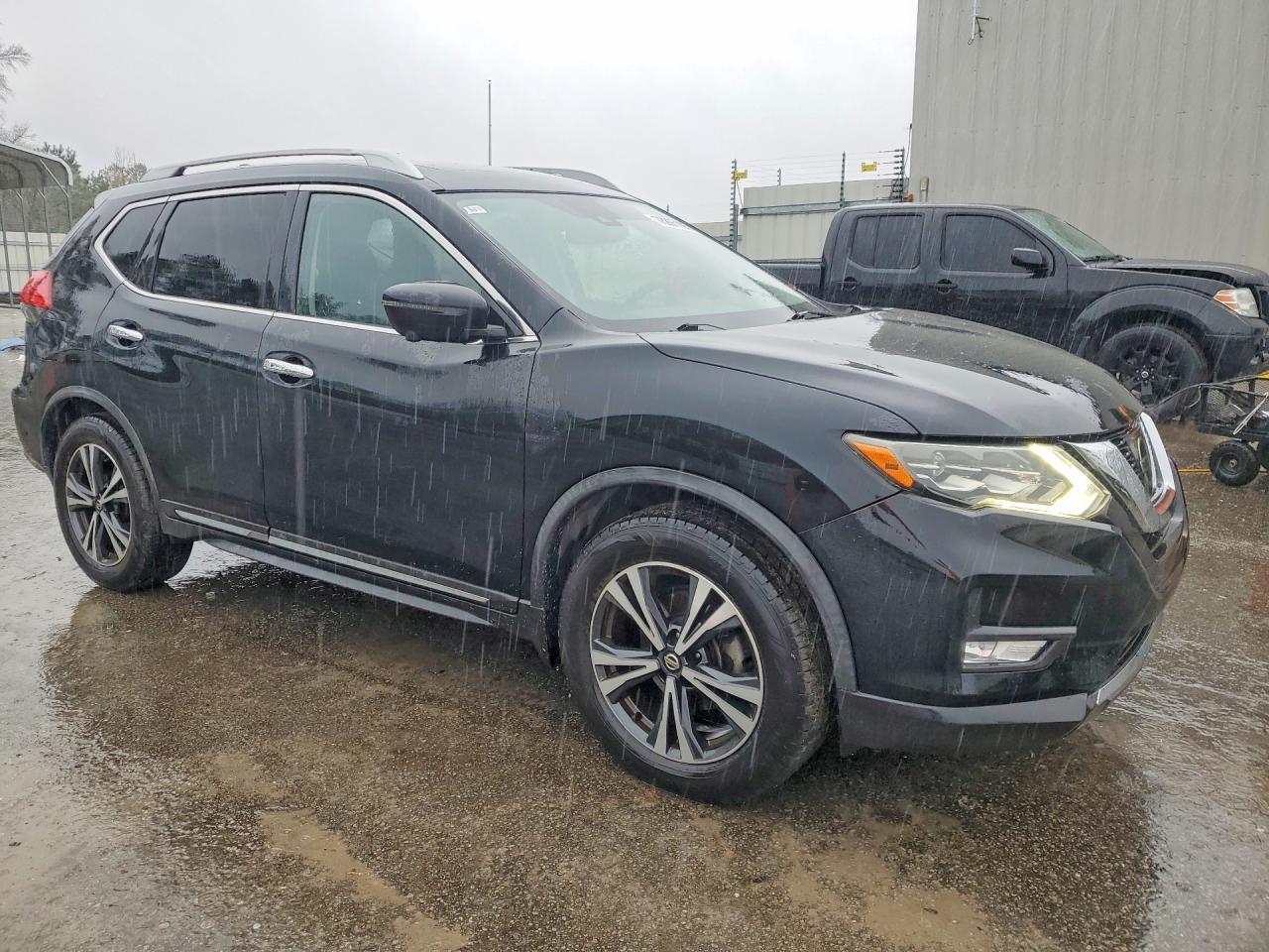 2017 Nissan Rogue Sl - zdjęcie 4