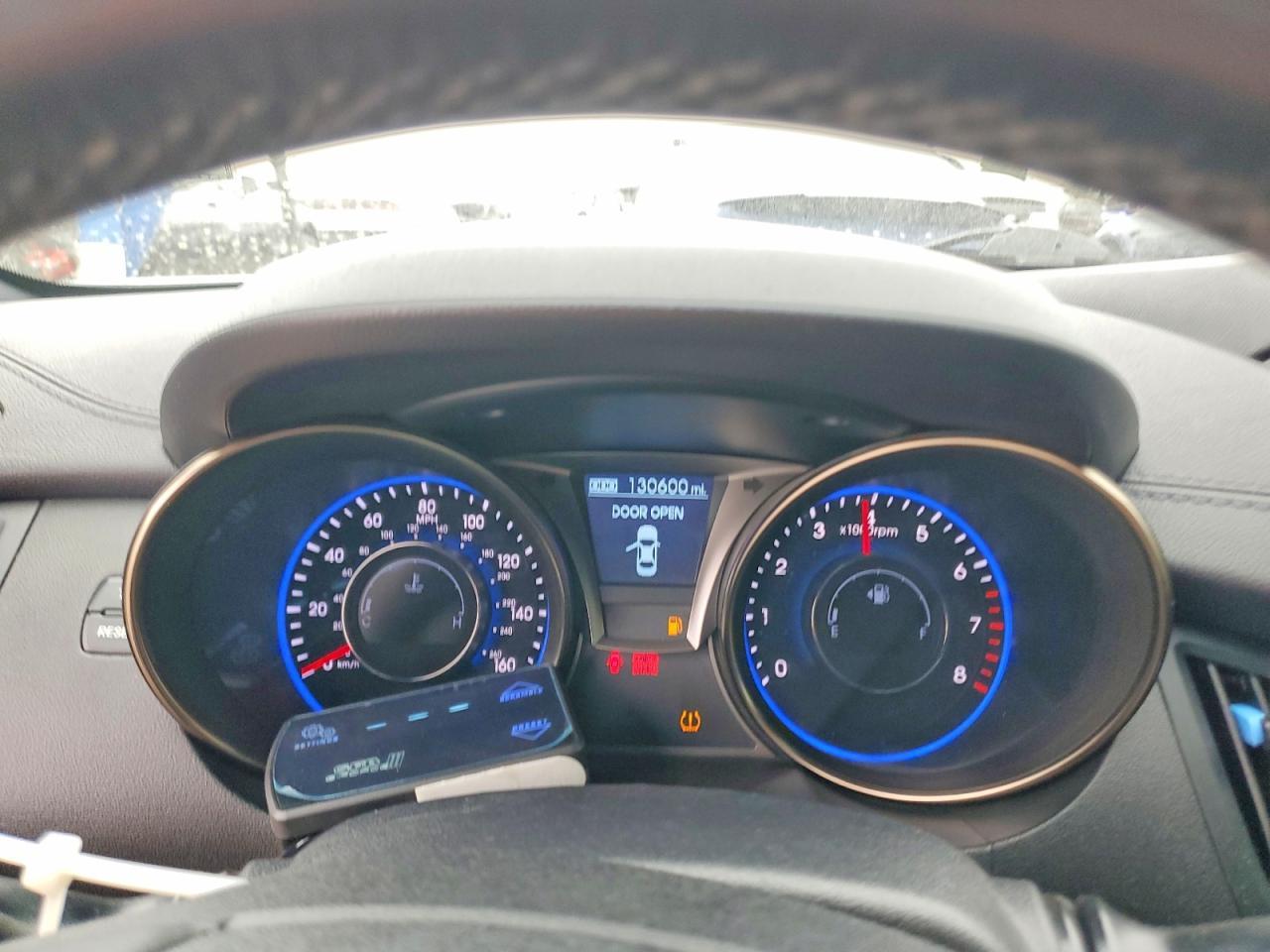 2013 Hyundai Genesis Coupe 2.0T - zdjęcie 9