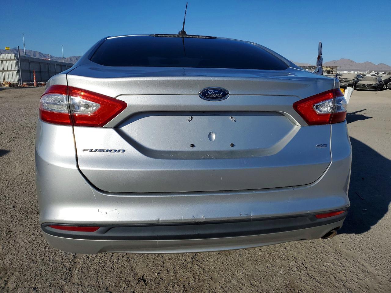 2013 Ford Fusion Se - zdjęcie 6