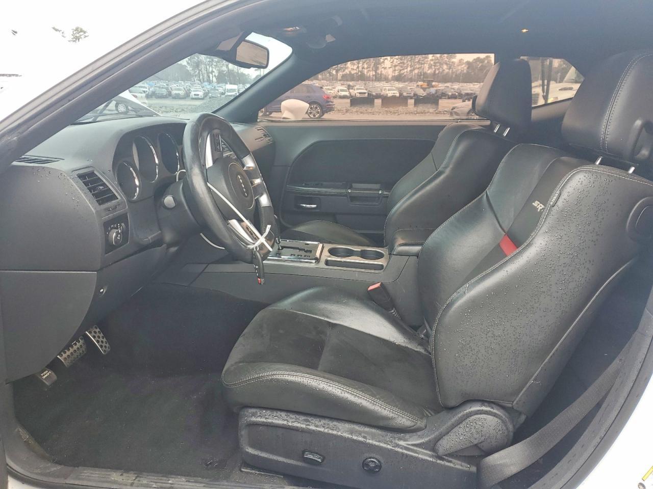 2013 Dodge Challenger Srt-8 - zdjęcie 7