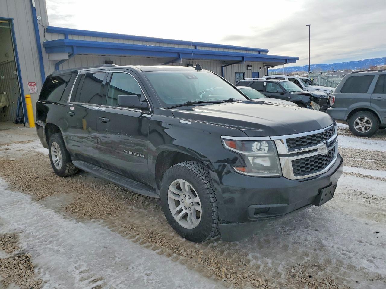 2020 Chevrolet Suburban K1500 Lt - zdjęcie 4