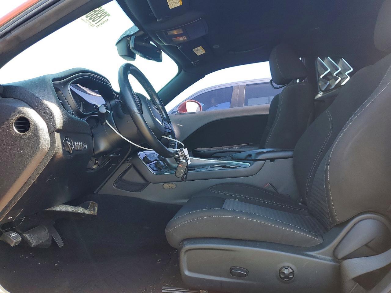 2020 Dodge Challenger Sxt - zdjęcie 7