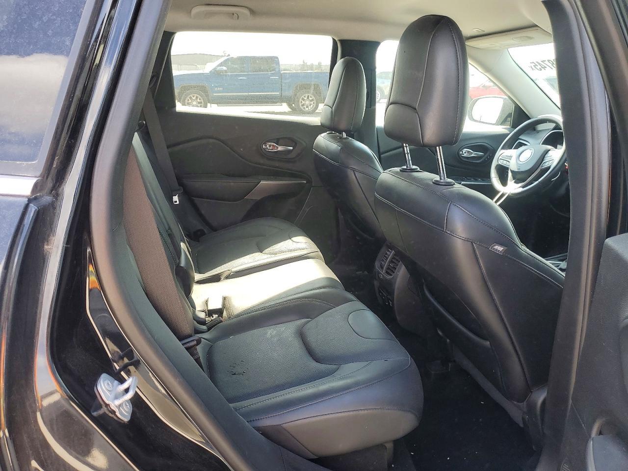 2019 Jeep Cherokee Limited - zdjęcie 11