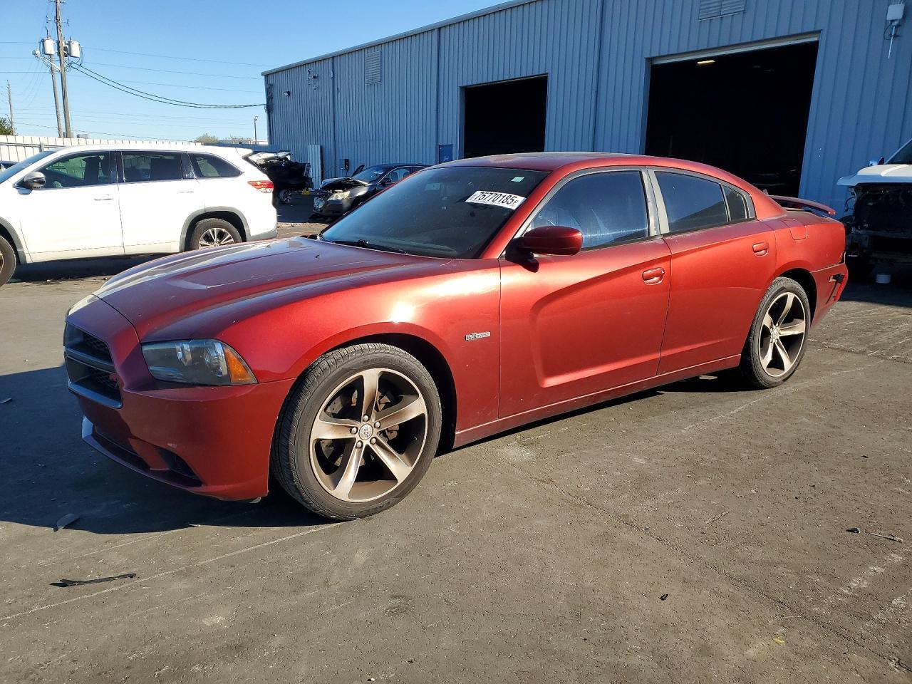 2014 Dodge Charger R/T - zdjęcie główne