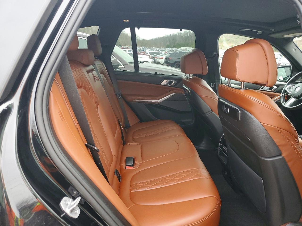2025 BMW X5 xDrive40I - zdjęcie 11