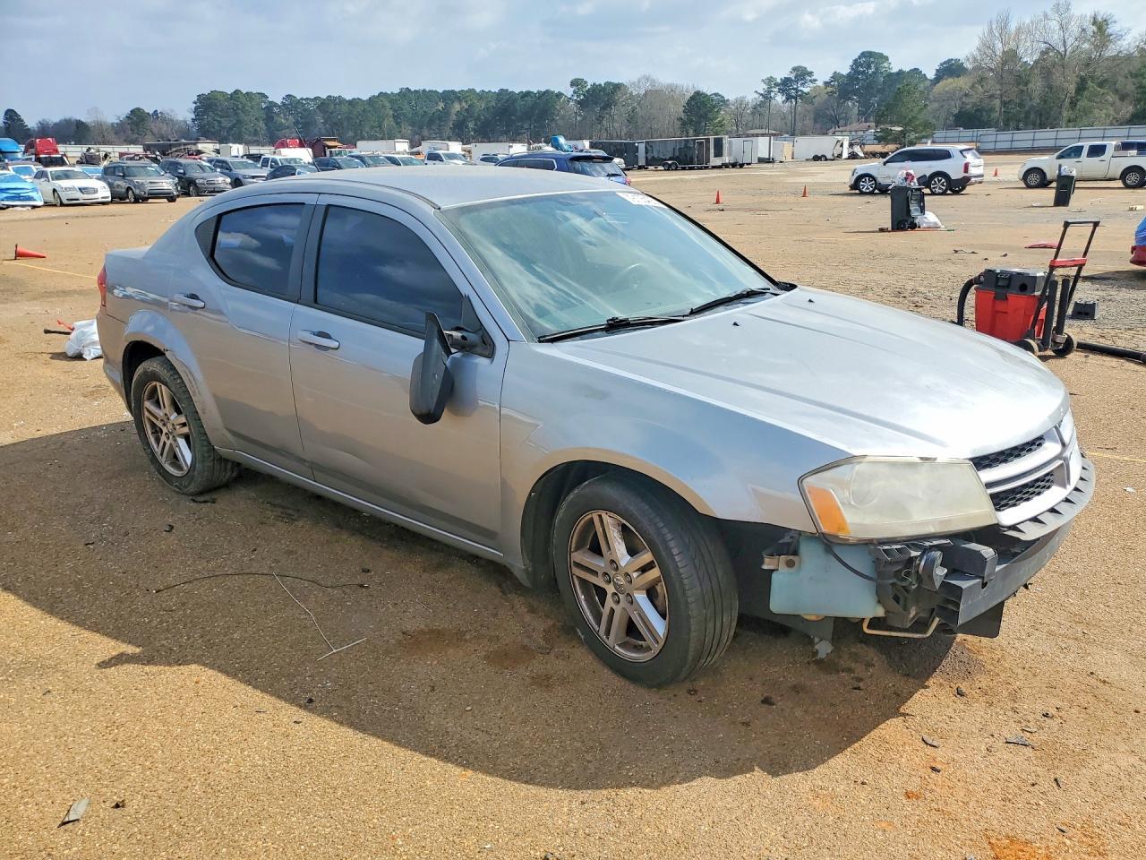 2014 Dodge Avenger Se - zdjęcie 4
