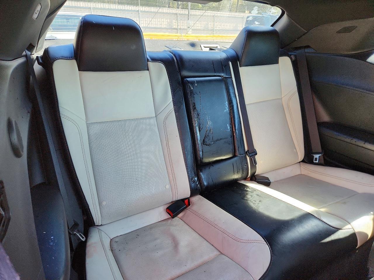 2016 Dodge Challenger Sxt - zdjęcie 10