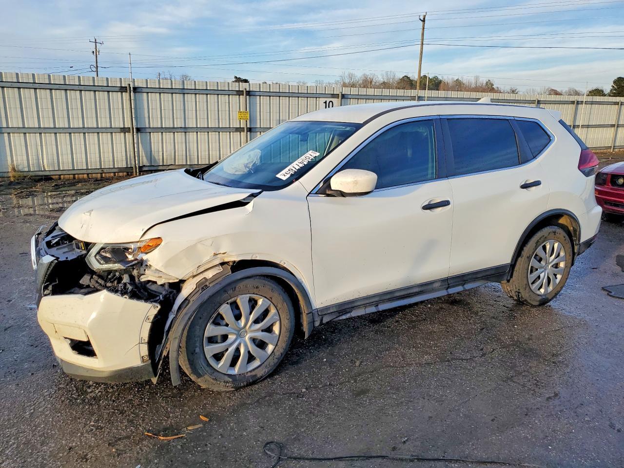 2018 Nissan Rogue S - zdjęcie główne