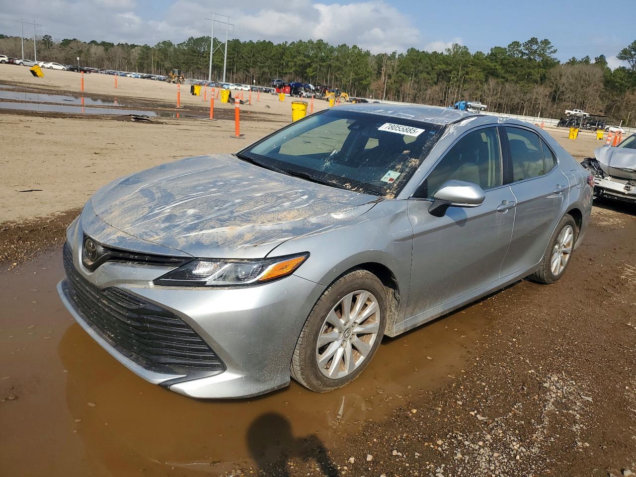 2018 Toyota Camry L - zdjęcie główne