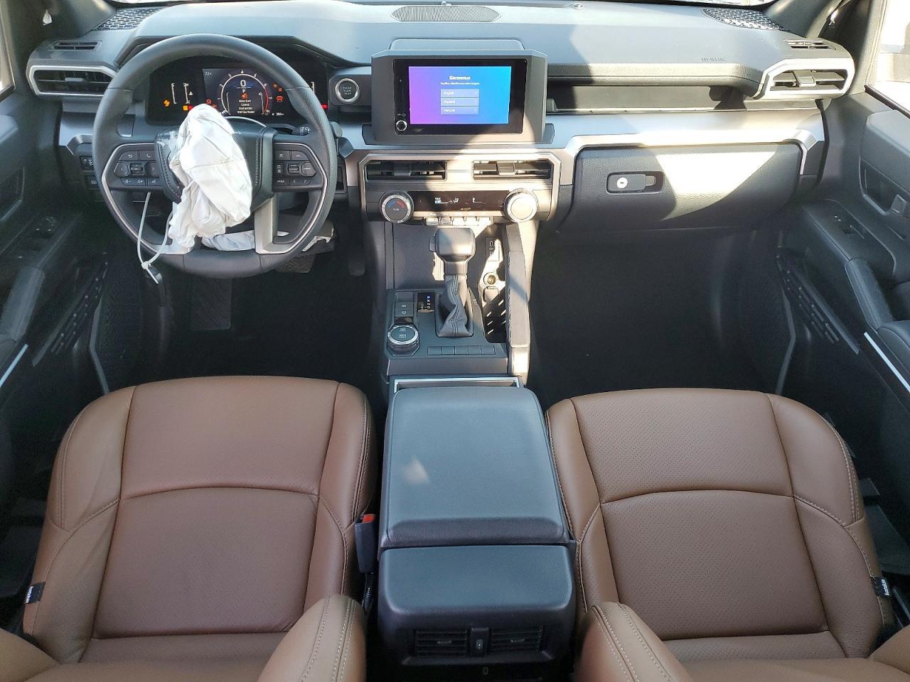 2025 Toyota 4Runner Sr5 - zdjęcie 8