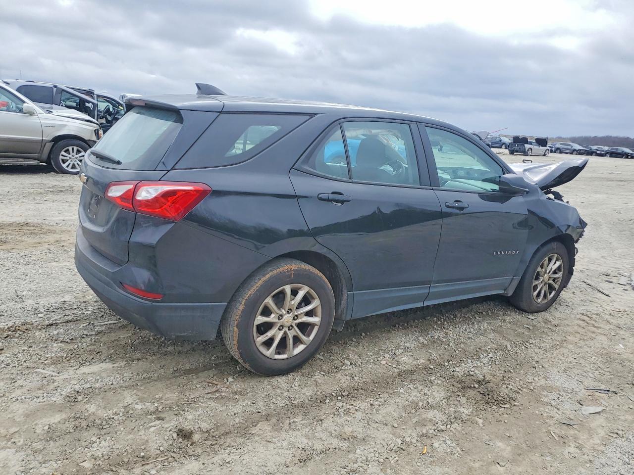 2020 Chevrolet Equinox Ls - zdjęcie 3