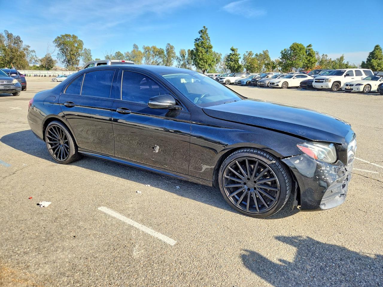 2019 Mercedes-Benz E 300 - zdjęcie 4