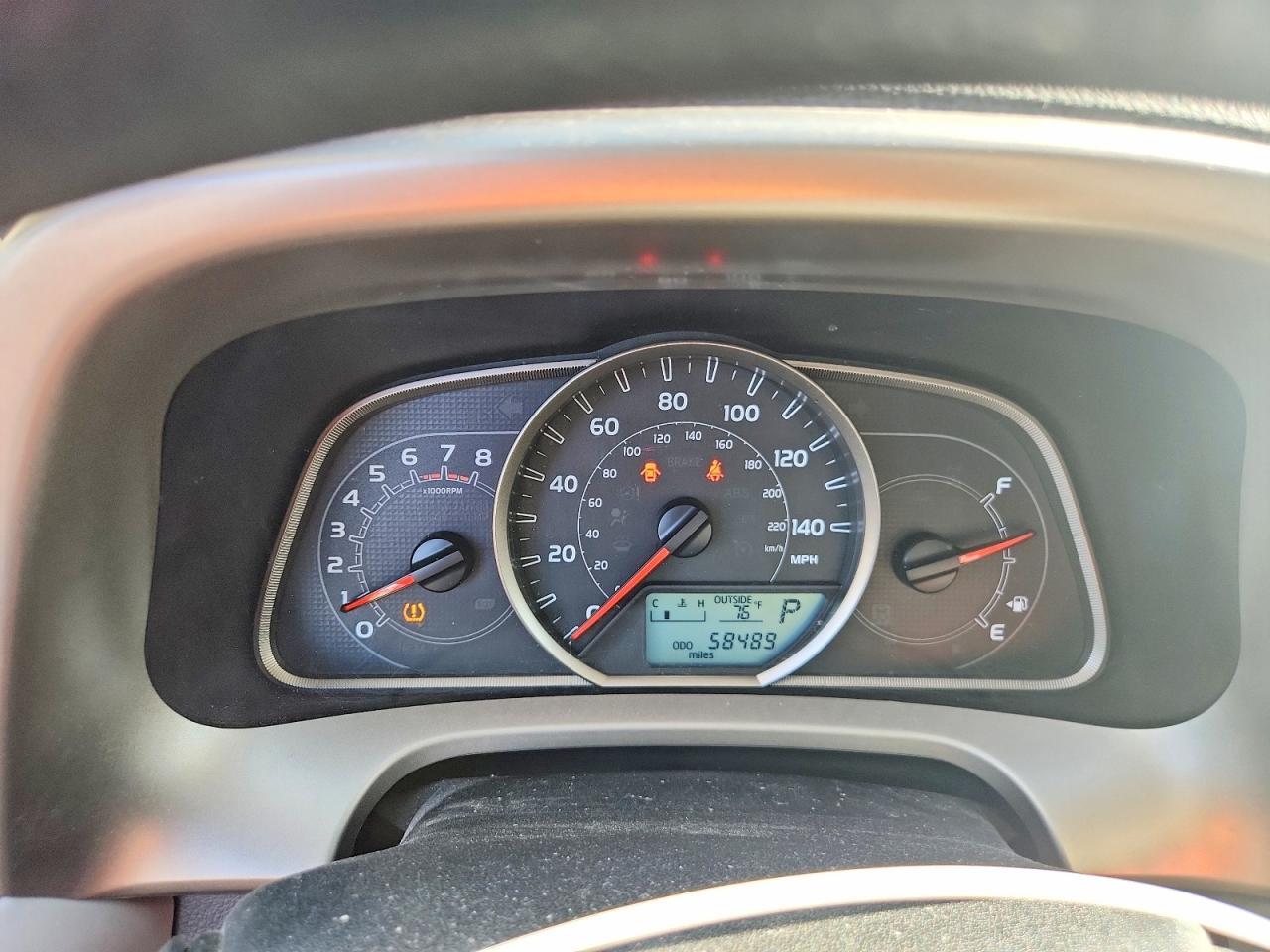 2013 Toyota Rav4 Le - zdjęcie 9