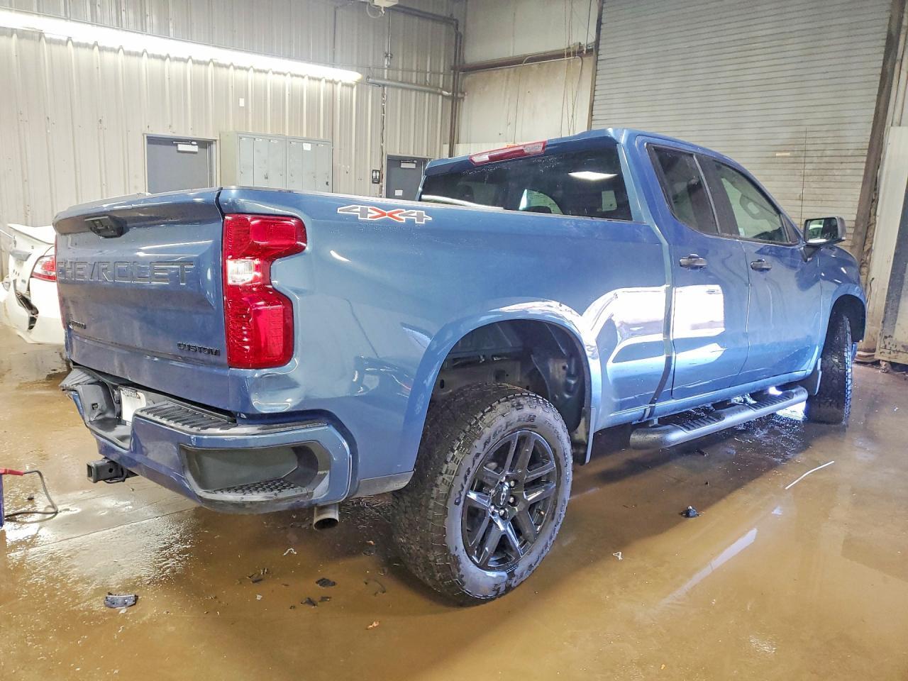 2024 Chevrolet Silverado K1500 Custom - zdjęcie 3