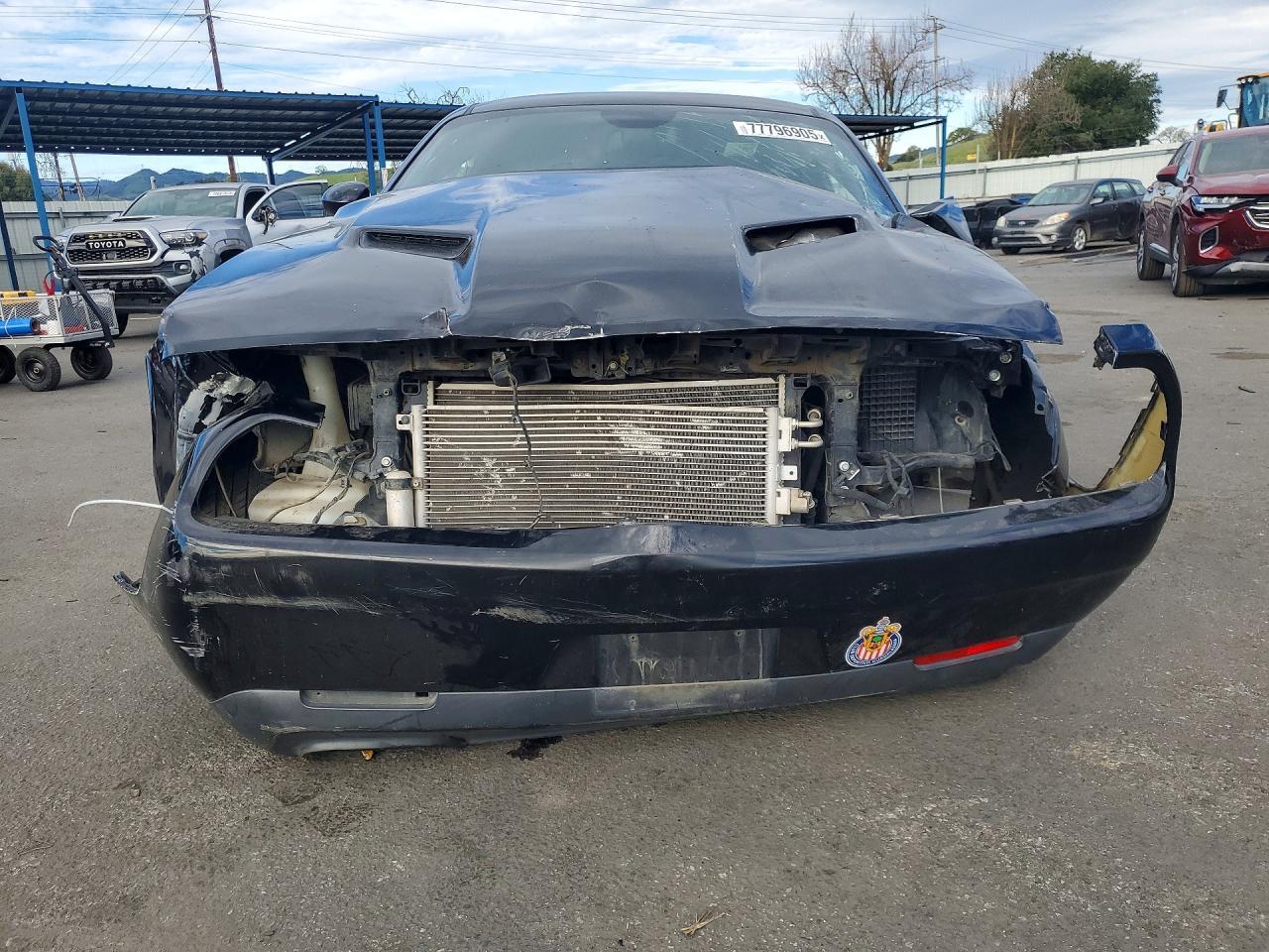 2016 Dodge Challenger R/T - zdjęcie 5