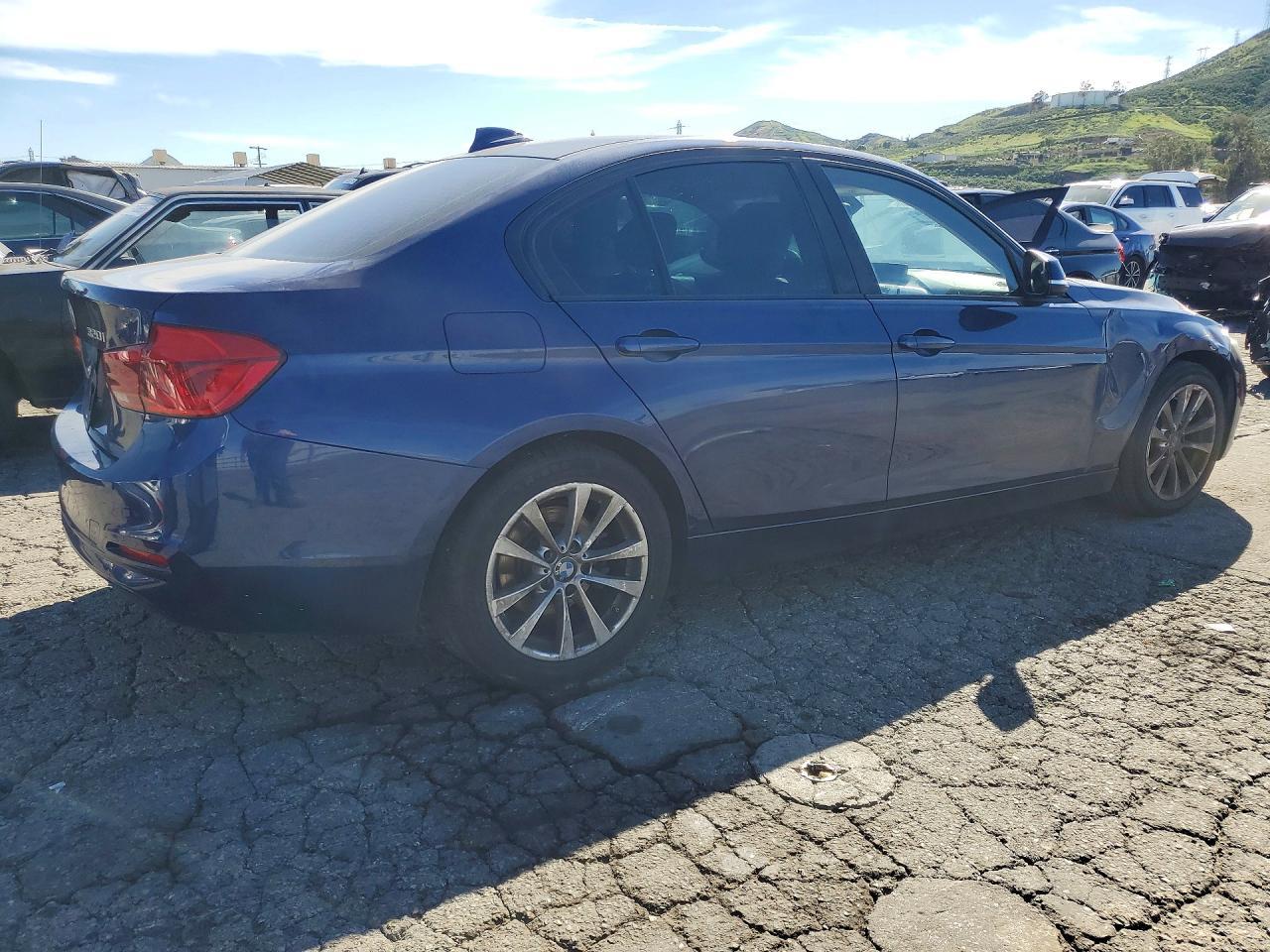 BMW Seria 3 - zdjęcie 3