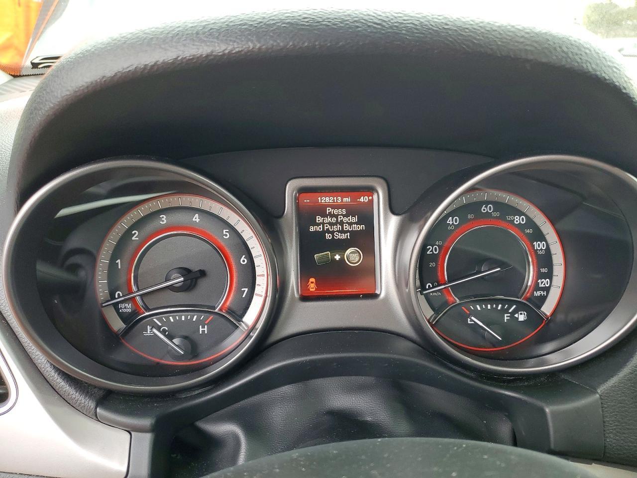 2020 Dodge Journey Crossroad - zdjęcie 9