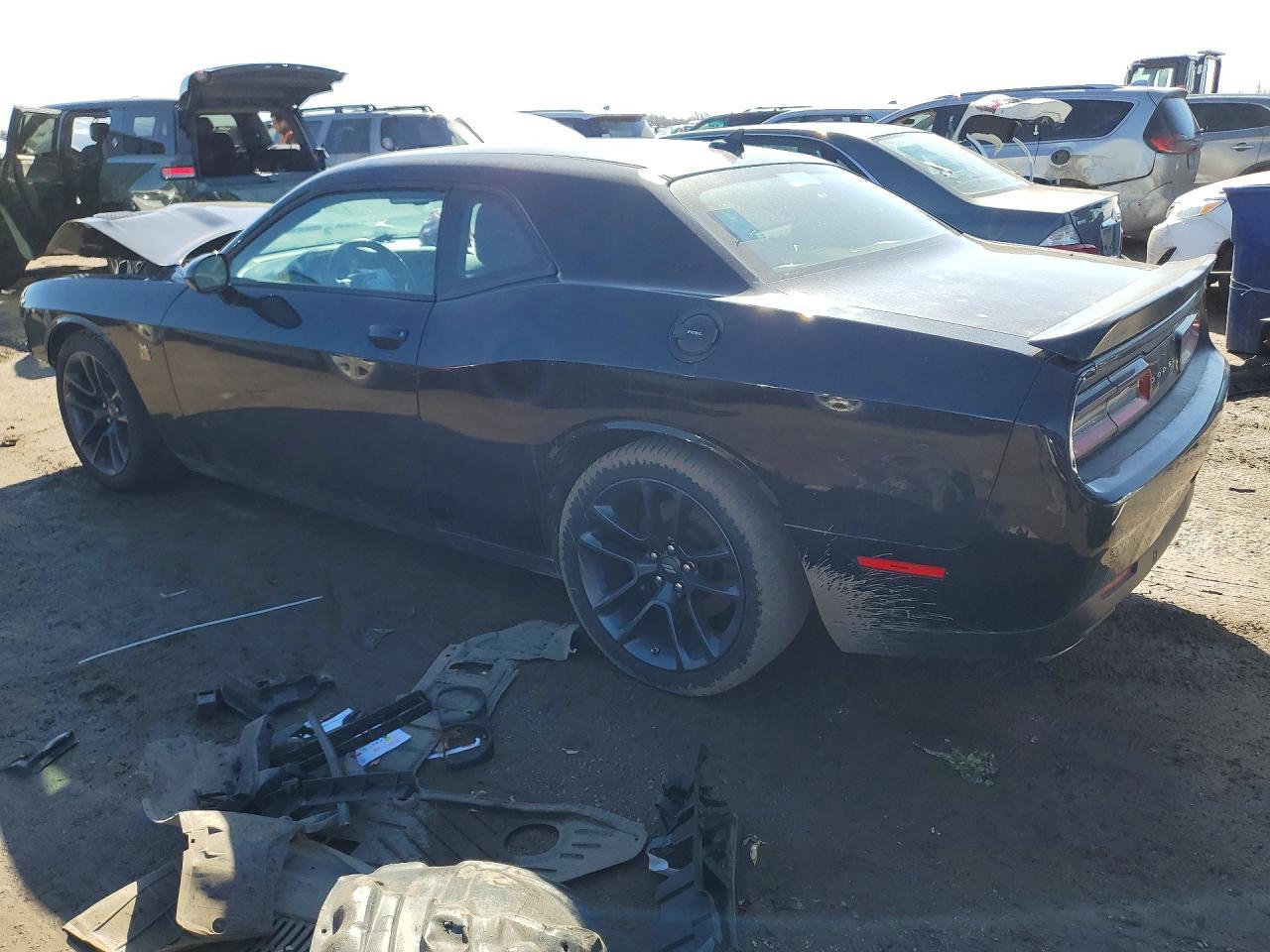 2021 Dodge Challenger R/T Scat Pack - zdjęcie 2