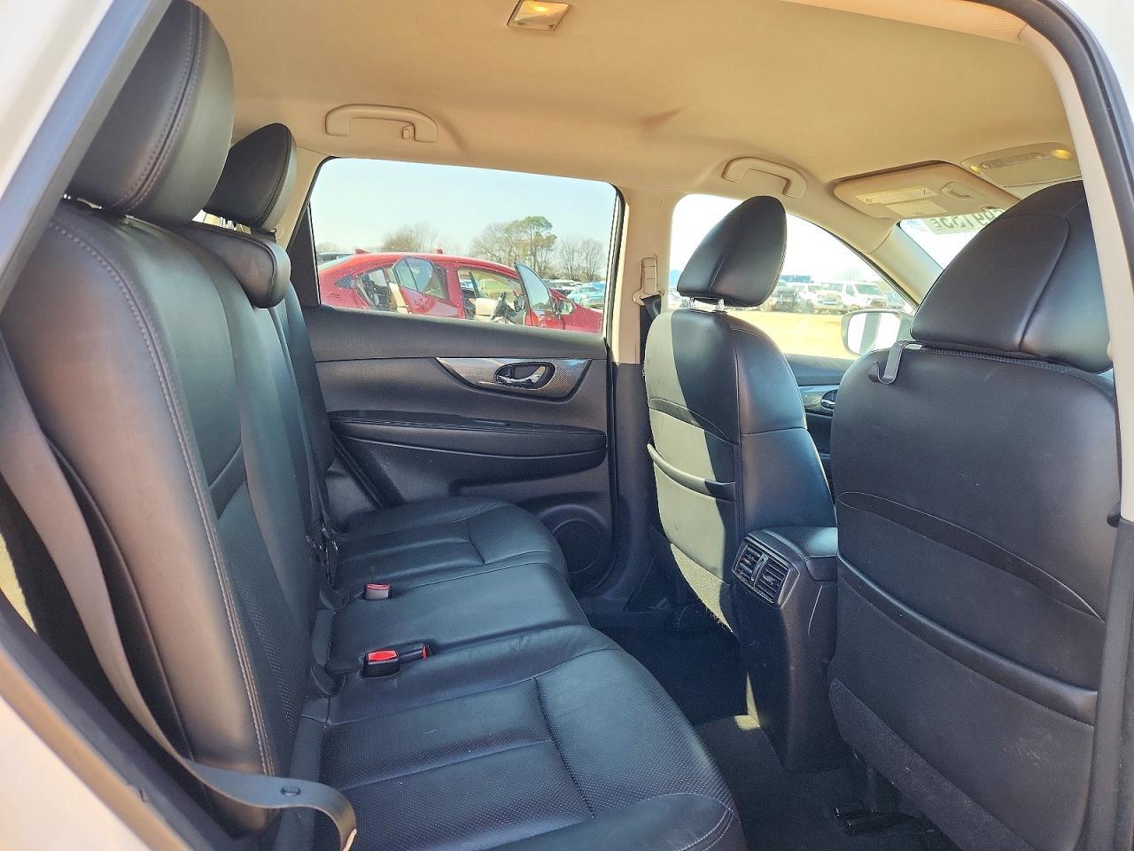 2015 Niss Rogue S - zdjęcie 11