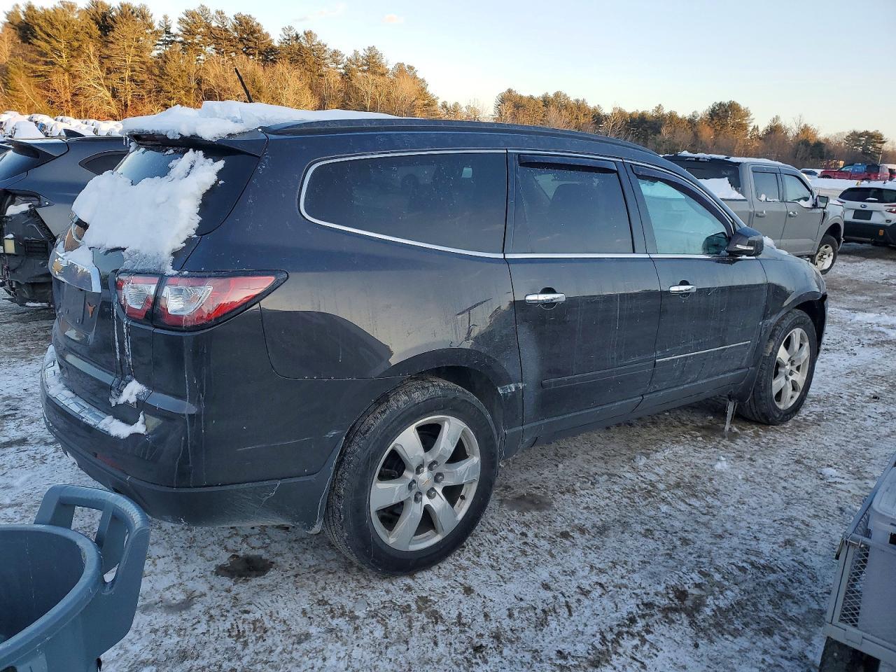 2017 Chevrolet Traverse Premier - zdjęcie 3