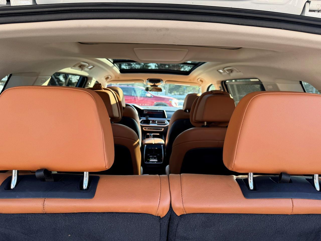 2021 BMW X7 xDrive40I - zdjęcie 9