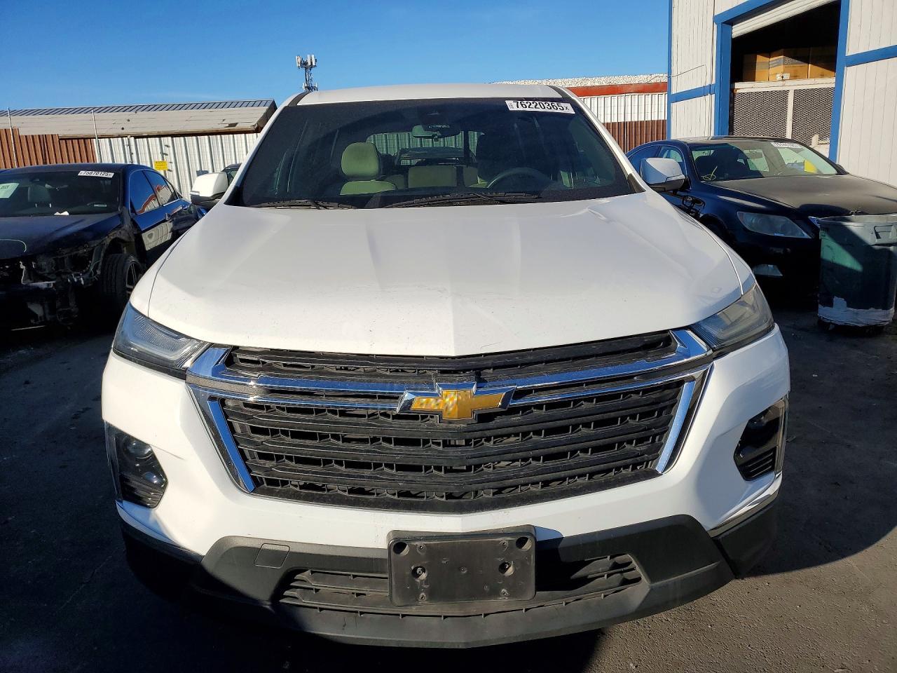 2022 Chevrolet Traverse Ls - zdjęcie 5