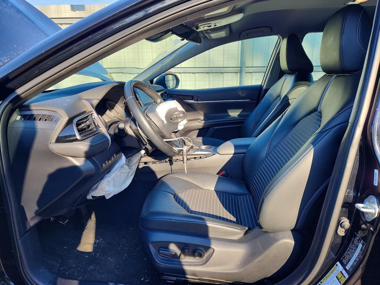 2023 Toyota Camry Se - zdjęcie 7