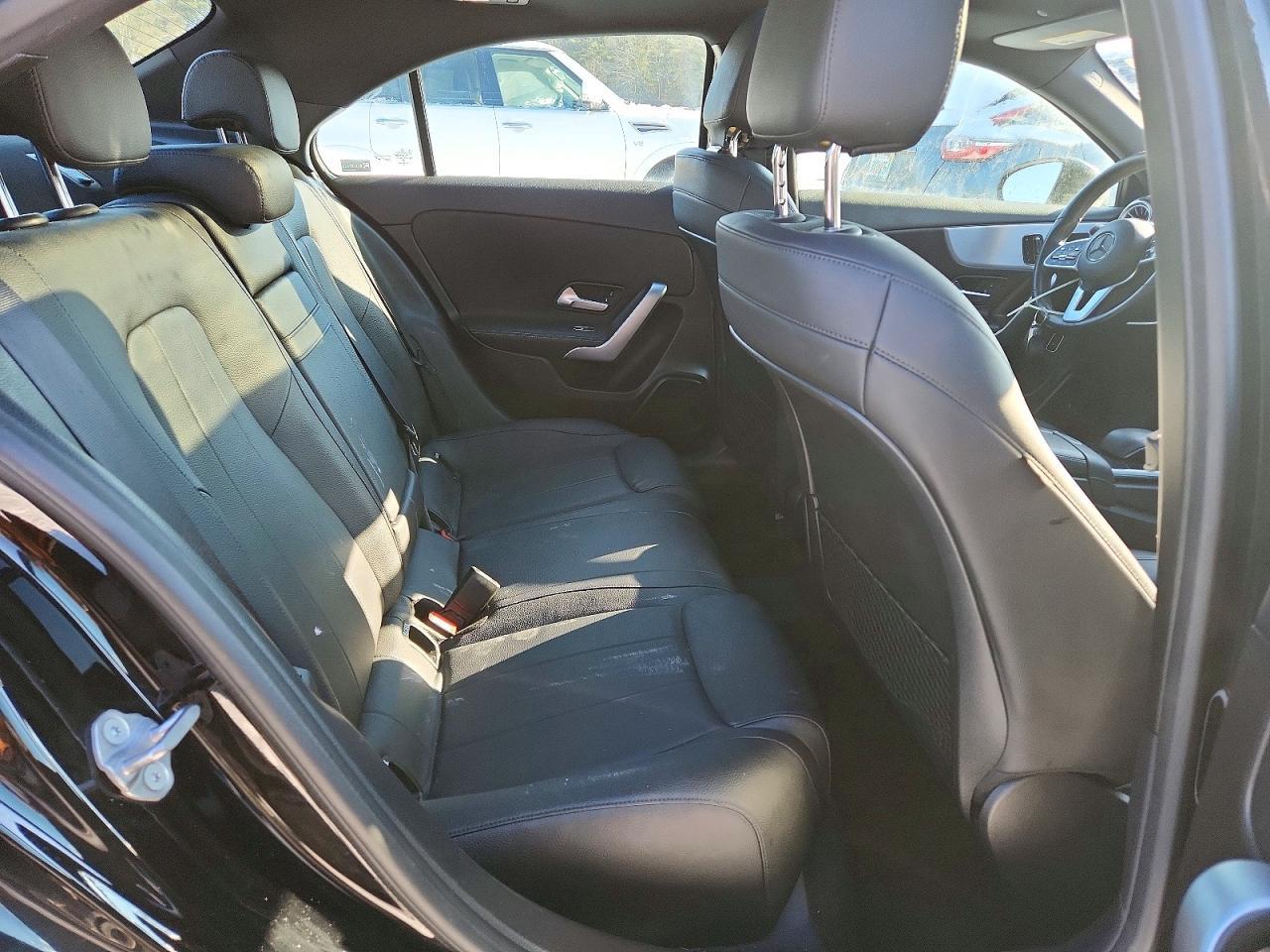 2019 Mercedes-Benz A 220 4Matic - zdjęcie 10