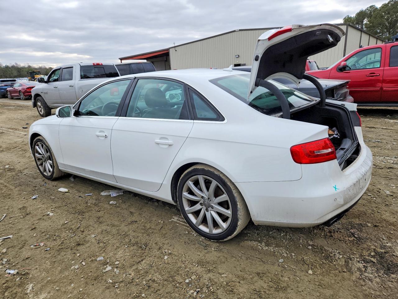 2013 Audi A4 Premium Plus - zdjęcie 2