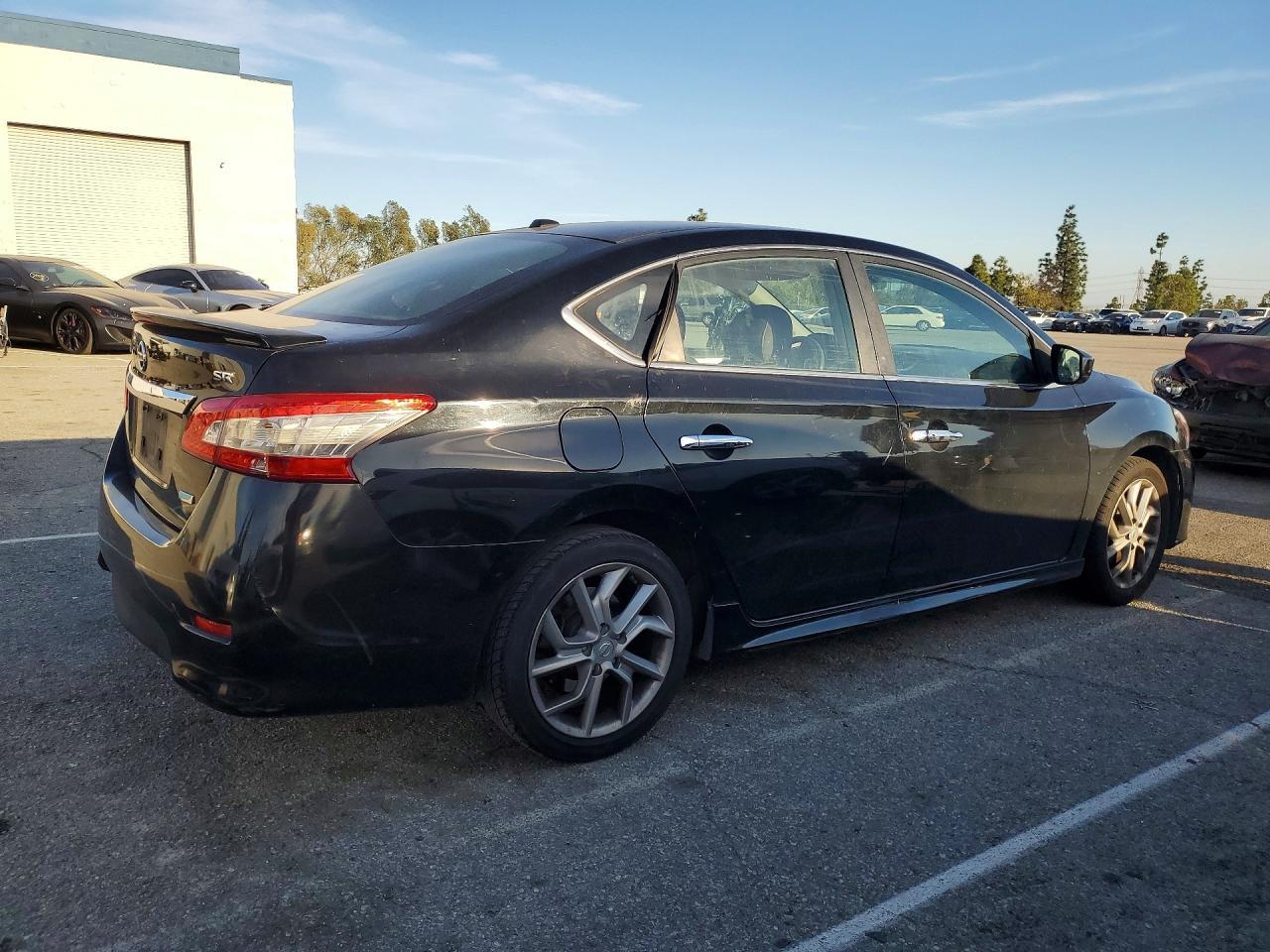 2013 Nissan Sentra S - zdjęcie 3