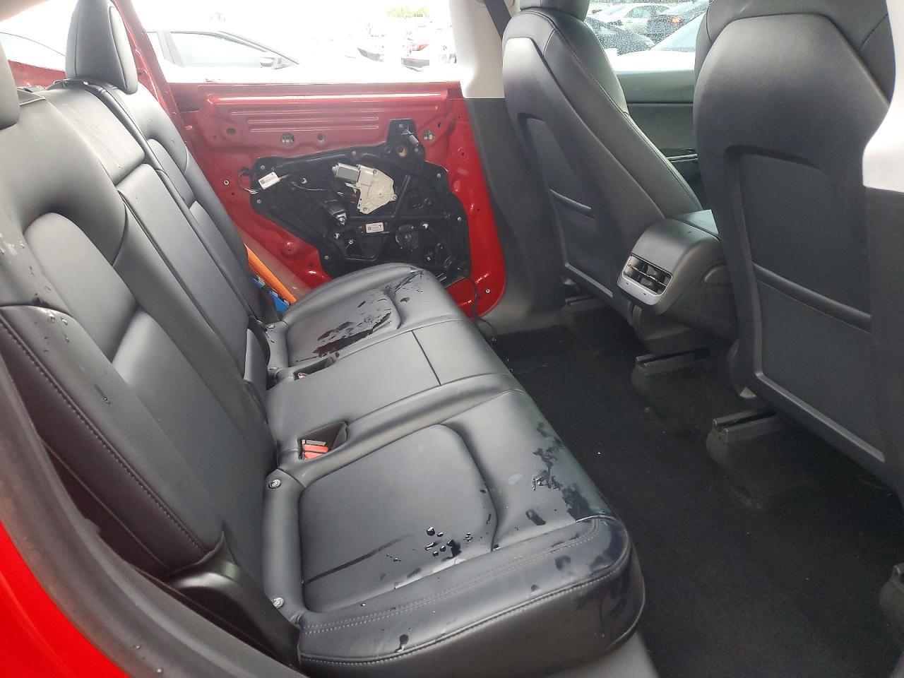 2021 Tesla Model Y - zdjęcie 10