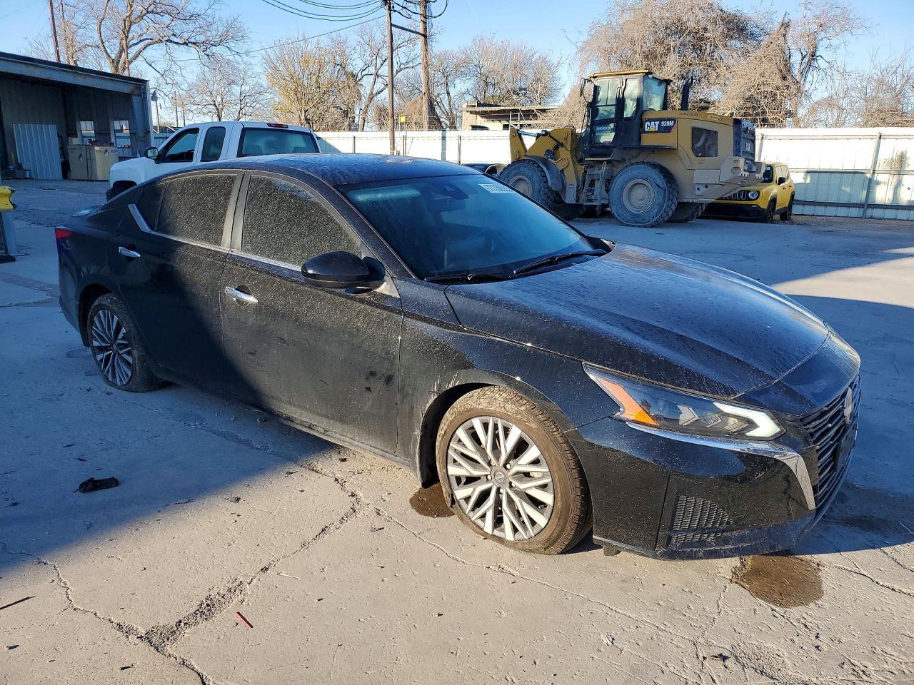 2024 Nissan Altima Sv - zdjęcie 4