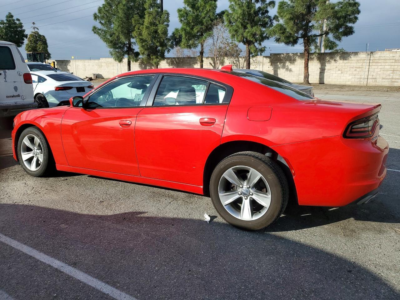 2017 Dodge Charger Sxt - zdjęcie 2