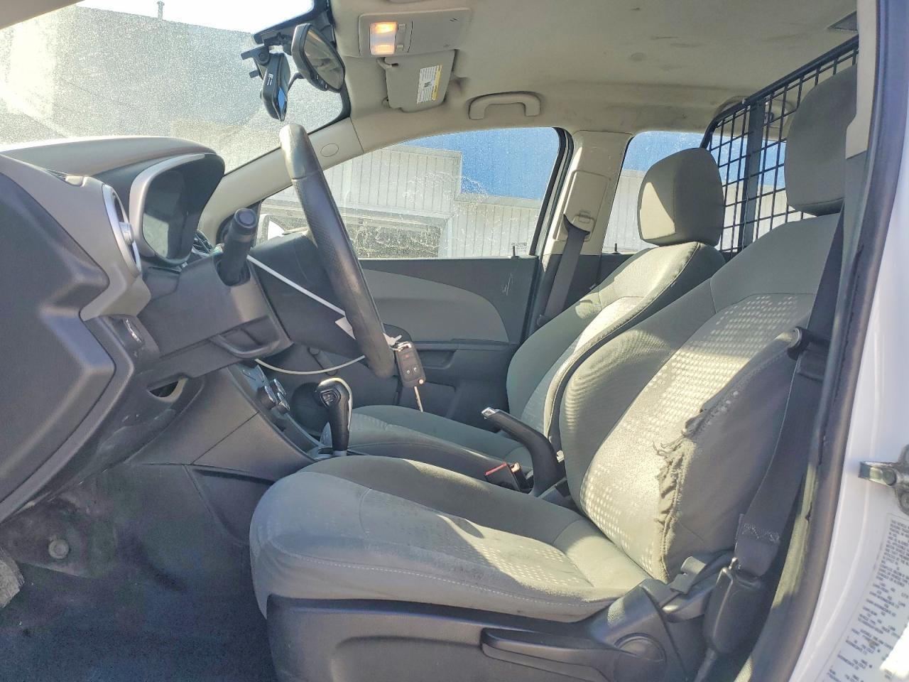 2018 Chevrolet Sonic - zdjęcie 7