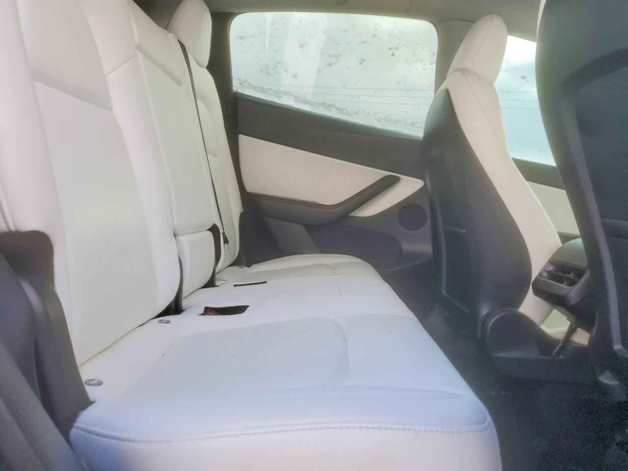 2021 Tesla Model Y - zdjęcie 10