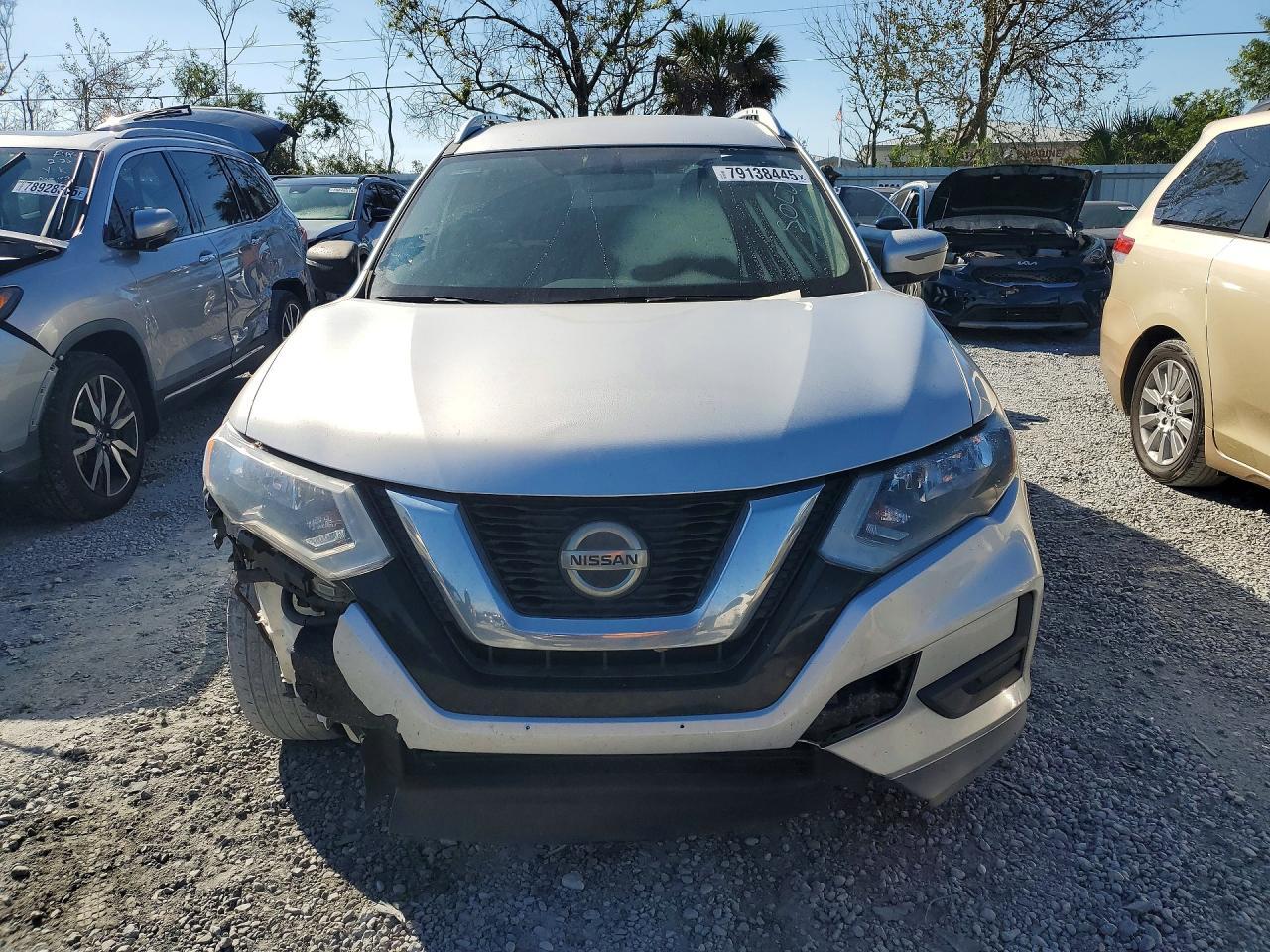 2018 Nissan Rogue S - zdjęcie 5