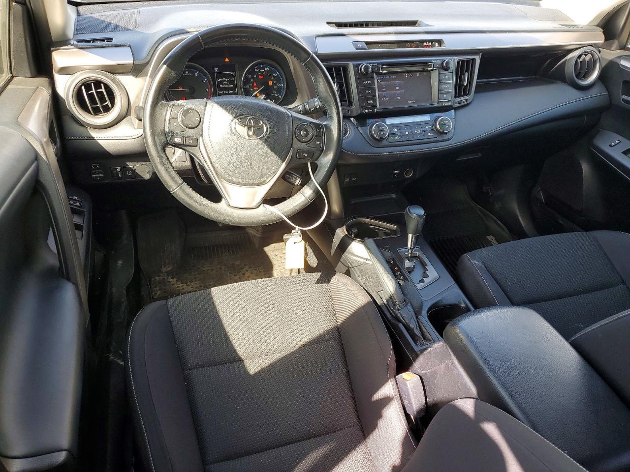 2018 Toyota Rav4 Adventure - zdjęcie 8