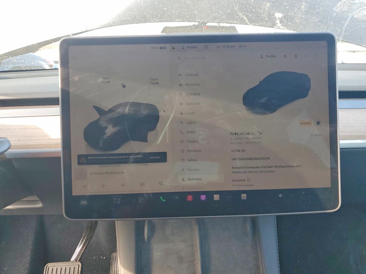 2024 Tesla Model Y - zdjęcie 9