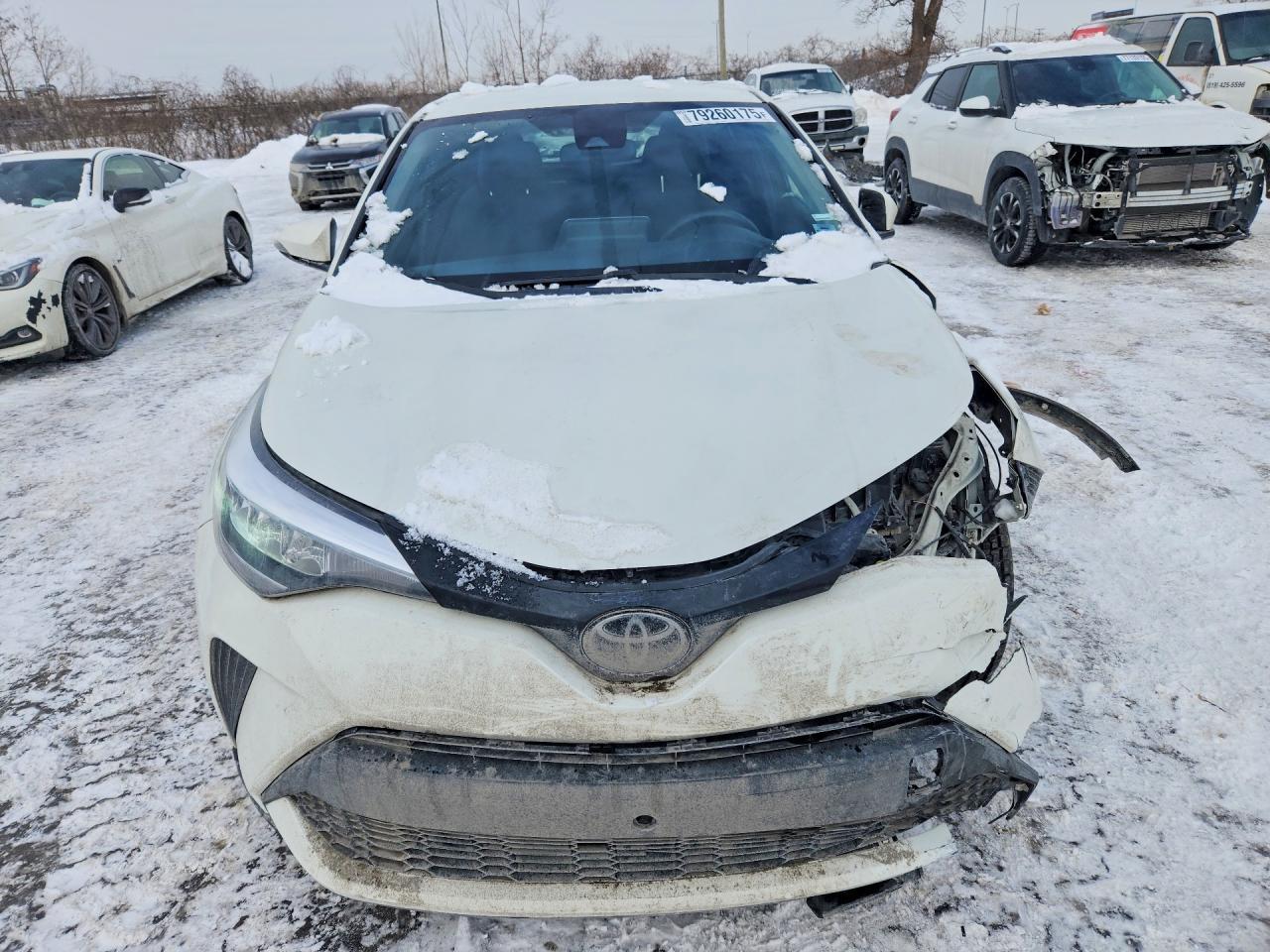 2021 Toyota C-Hr Le - zdjęcie 5