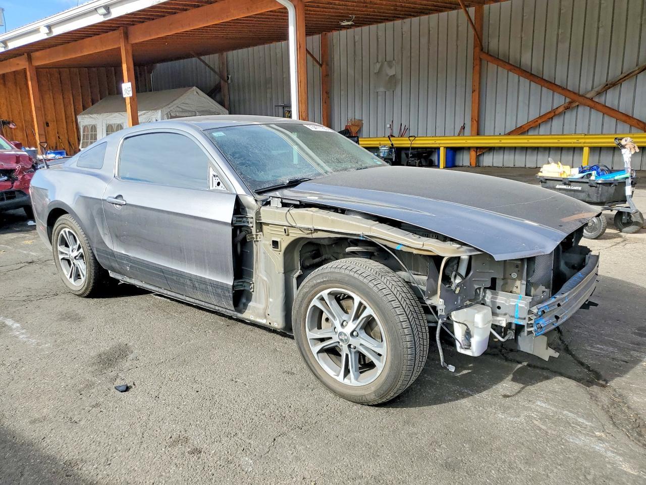 2014 Ford Mustang - zdjęcie 4