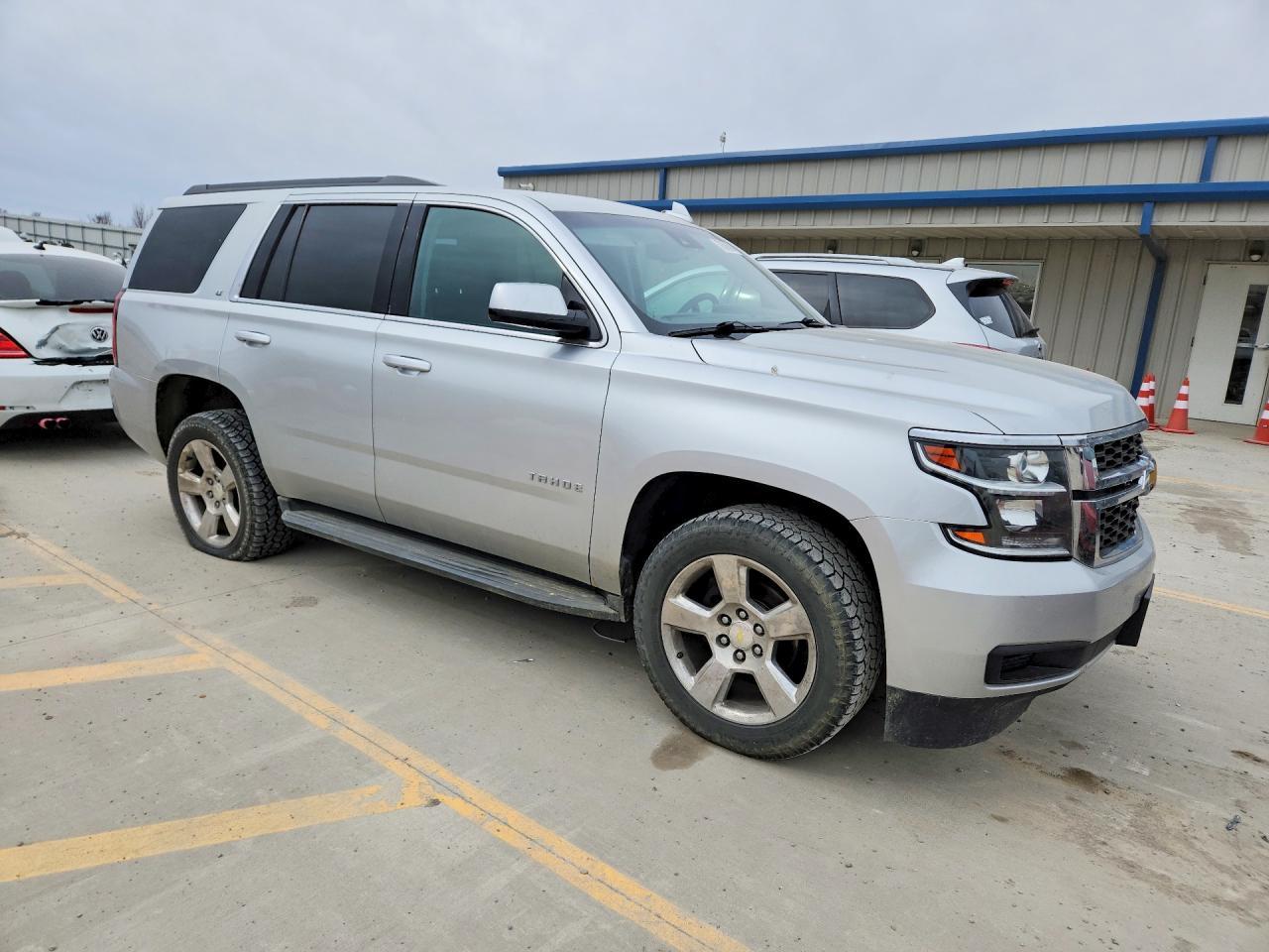 2015 Chevrolet Tahoe - zdjęcie 4