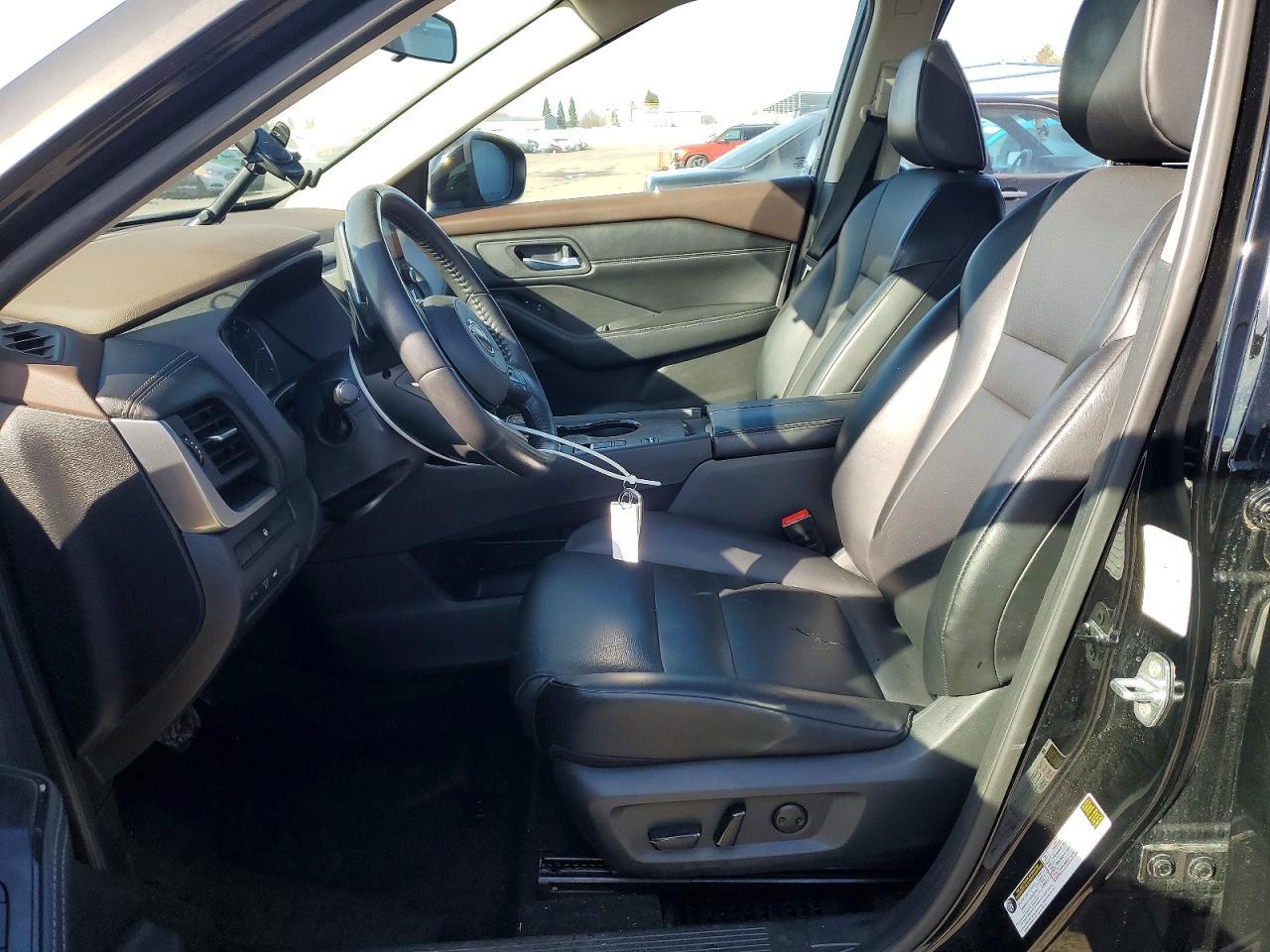 2023 Nissan Rogue Sv - zdjęcie 7