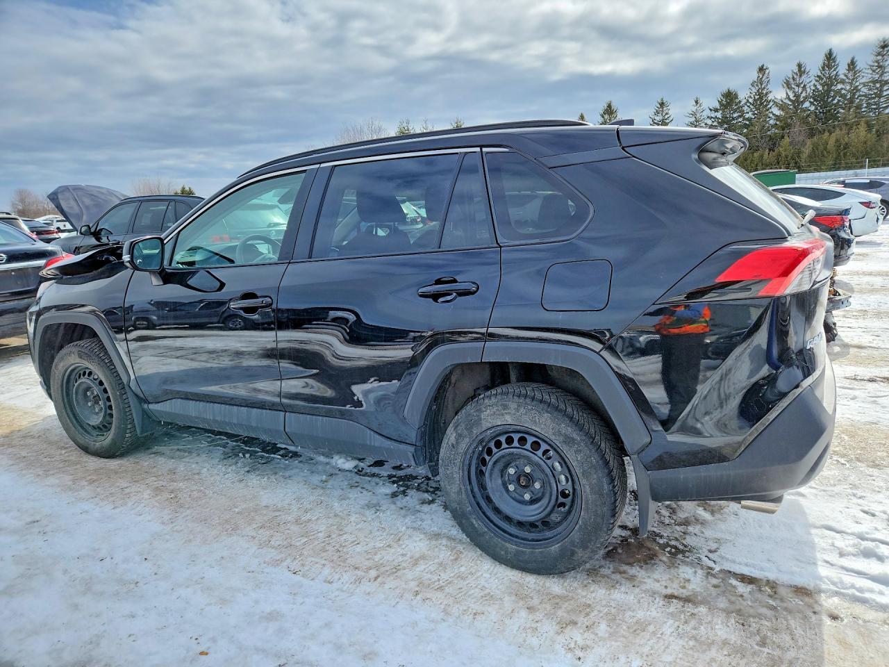 2024 Toyota Rav4 Xle - zdjęcie 2