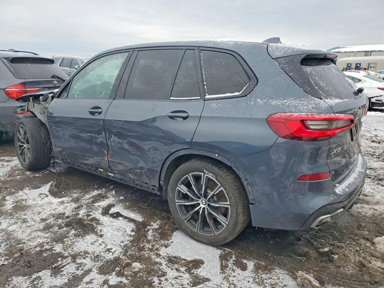 2019 BMW X5 xDrive40I - zdjęcie 2
