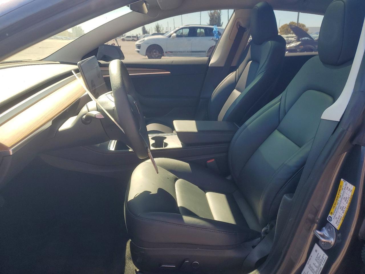 2023 Tesla Model 3 - zdjęcie 7