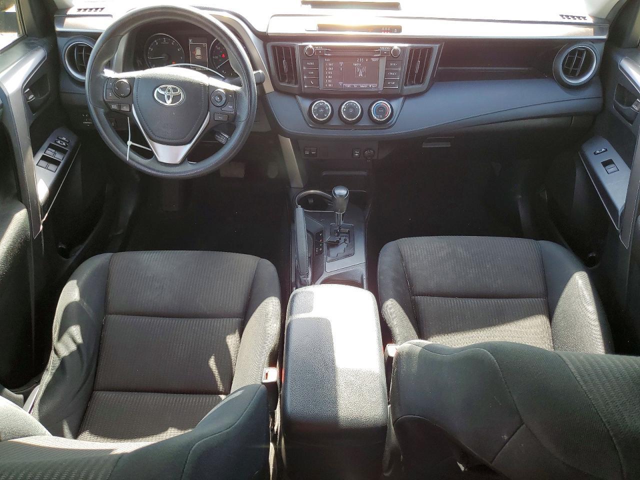 2018 Toyota Rav4 Le - zdjęcie 8