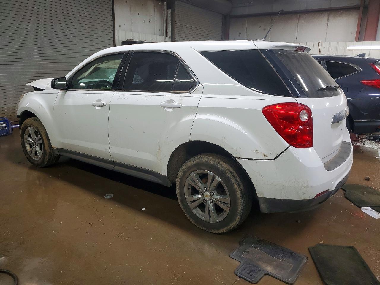 2013 Chevrolet Equinox Ls - zdjęcie 2